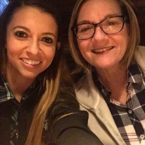 Meet your Posher, Denise